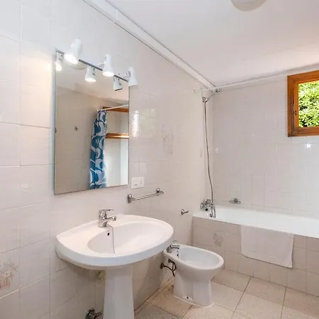 빌라 Casa Llevant - Four Bedroom With Sea Views And Barbeque *